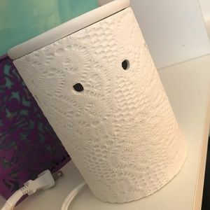 Medium Scentsy Warmer